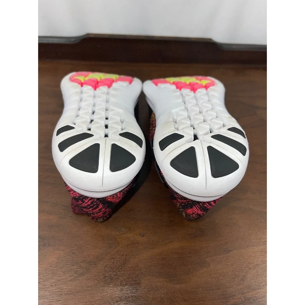 Flyknit Free Nike RN Motion Multicolor Running Shoe 880846-004 Women Size 7 EUC